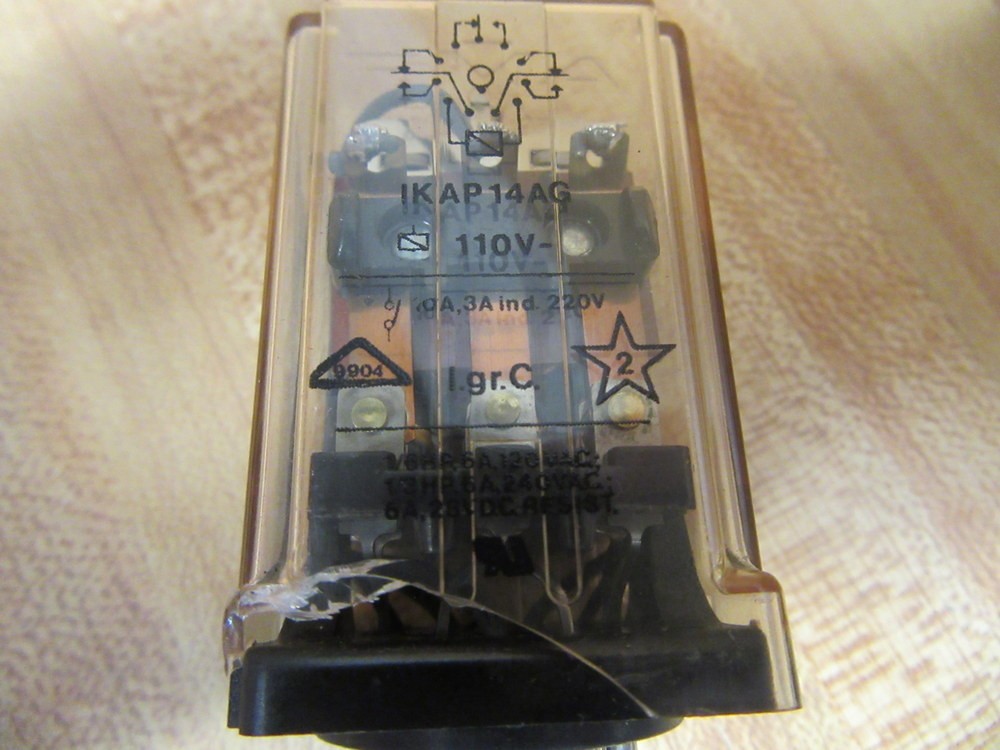 Potter & Brumfield IKAP14AG-110V AC AMF Relay IKAP14AG-110VAC W/Crack