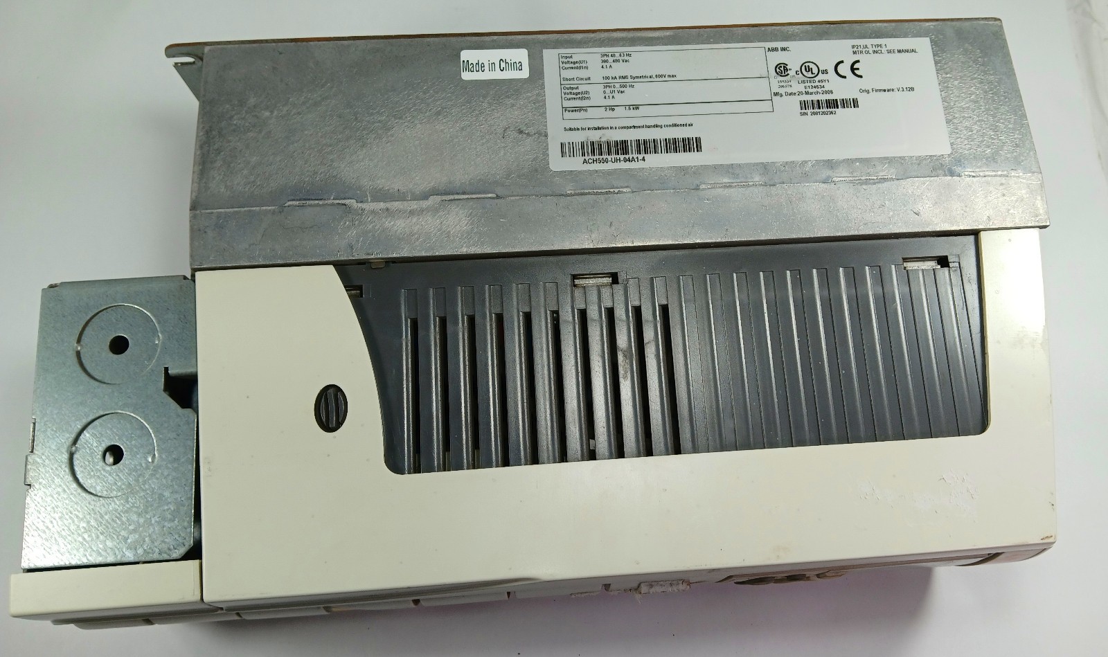 1 USED ABB ACH550-UH-04A1-4 2 HP 1.5 KW AC DRIVE W/ KEYPAD ***MAKE OFFER***