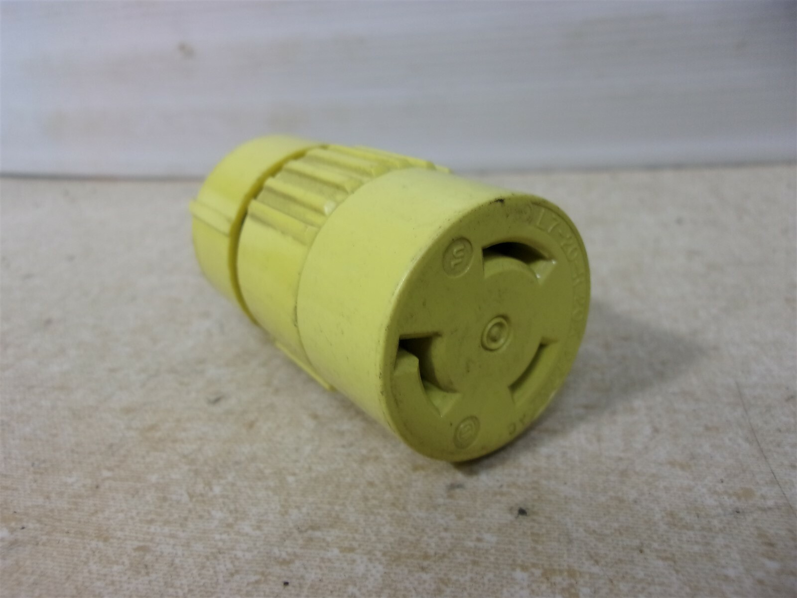 Slater L7-20R 20A 277VAC Female Connector *FREE SHIPPING*