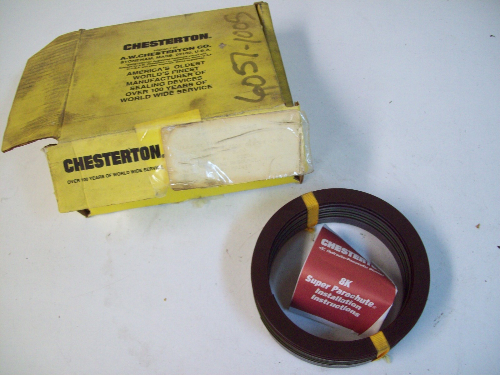 CHESTERTON SUPER PARACHUTE 4-1/4ID 5-1/4OD 1-7/32STACK 8-RINGS – NEW – FREE SHIP