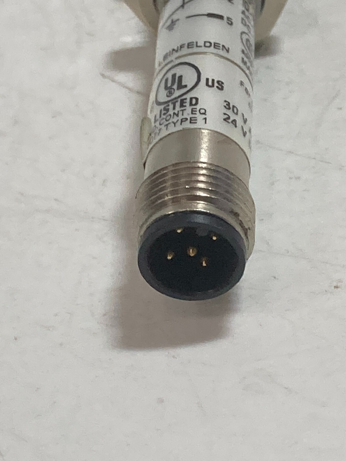 EUCHNER EGT12RSFM5 LIMIT SWITCH PLUNGER 30VAC 24VDC 5 PIN MALE NNB