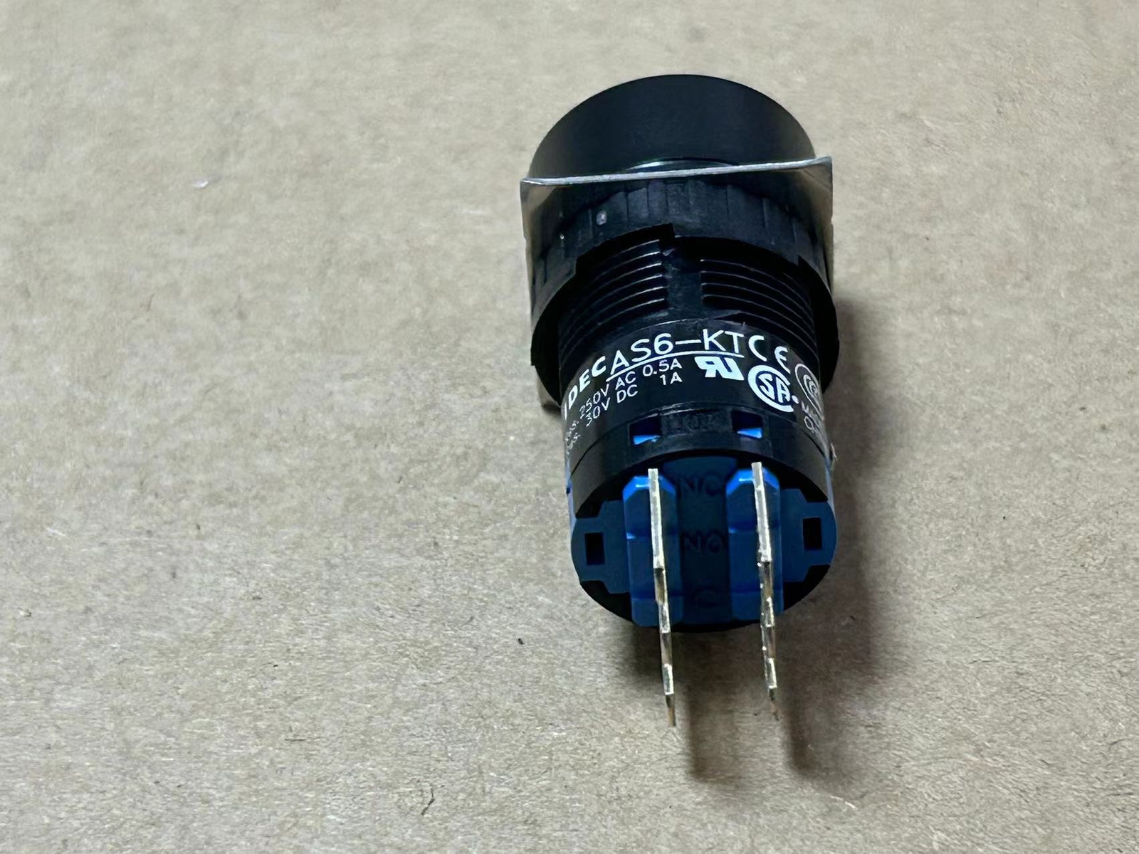 Yaskawa robot key switch DX100 JZRCR-YPP01-1 teach pendant selector switch