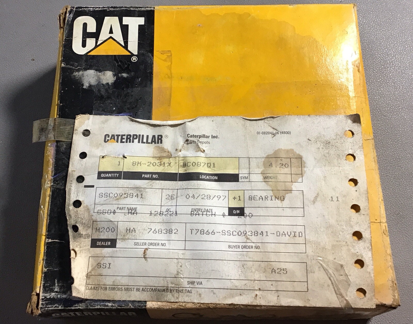 Genuine CAT Single Row Ball Bearing 8M-2031, Debris Resistant (b129)