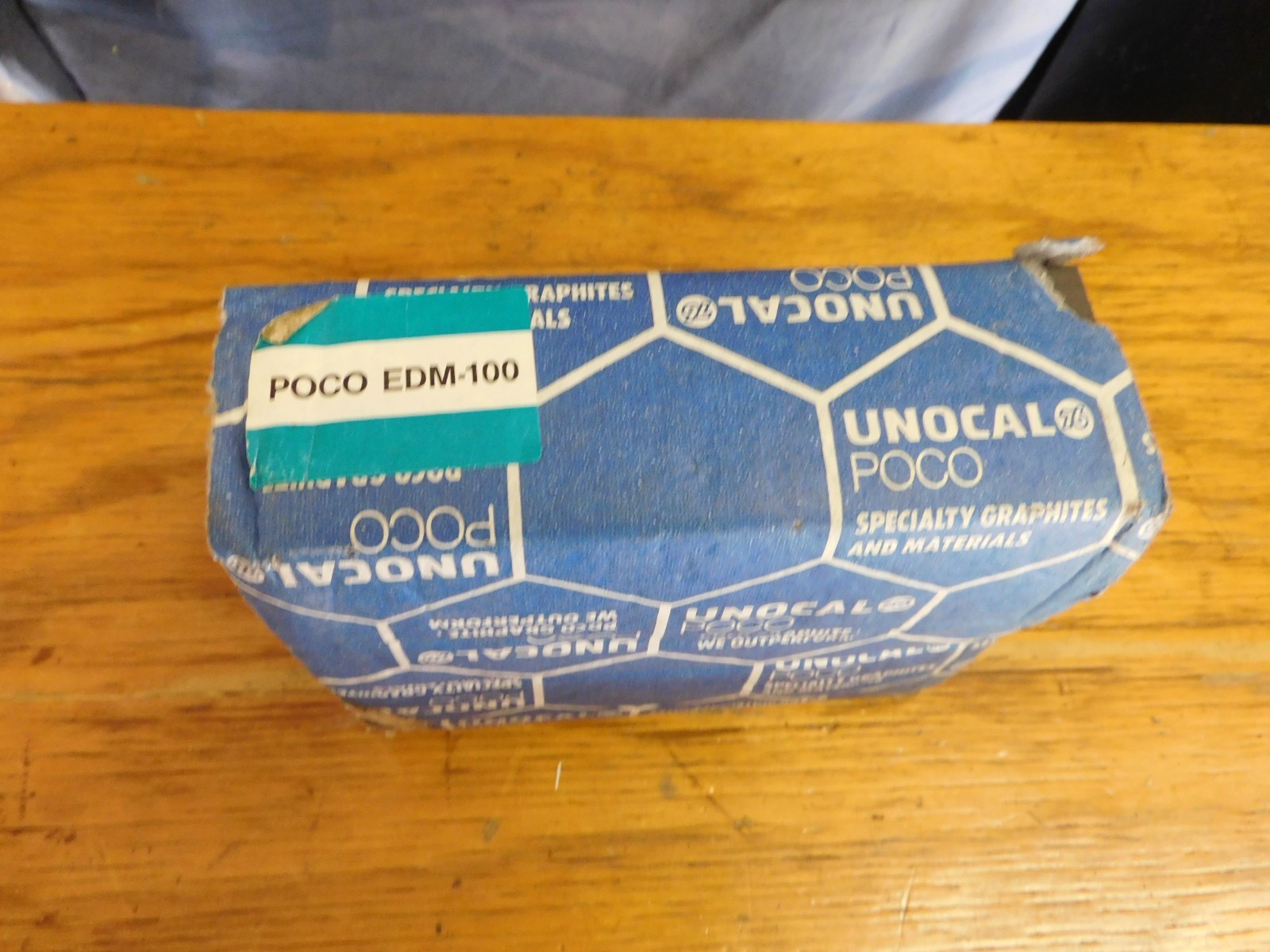 UNOCAL POCO EDM-100 GRAPHITE BLOCK 104 X 26 X 26 mm – NEW – OLD STOCK