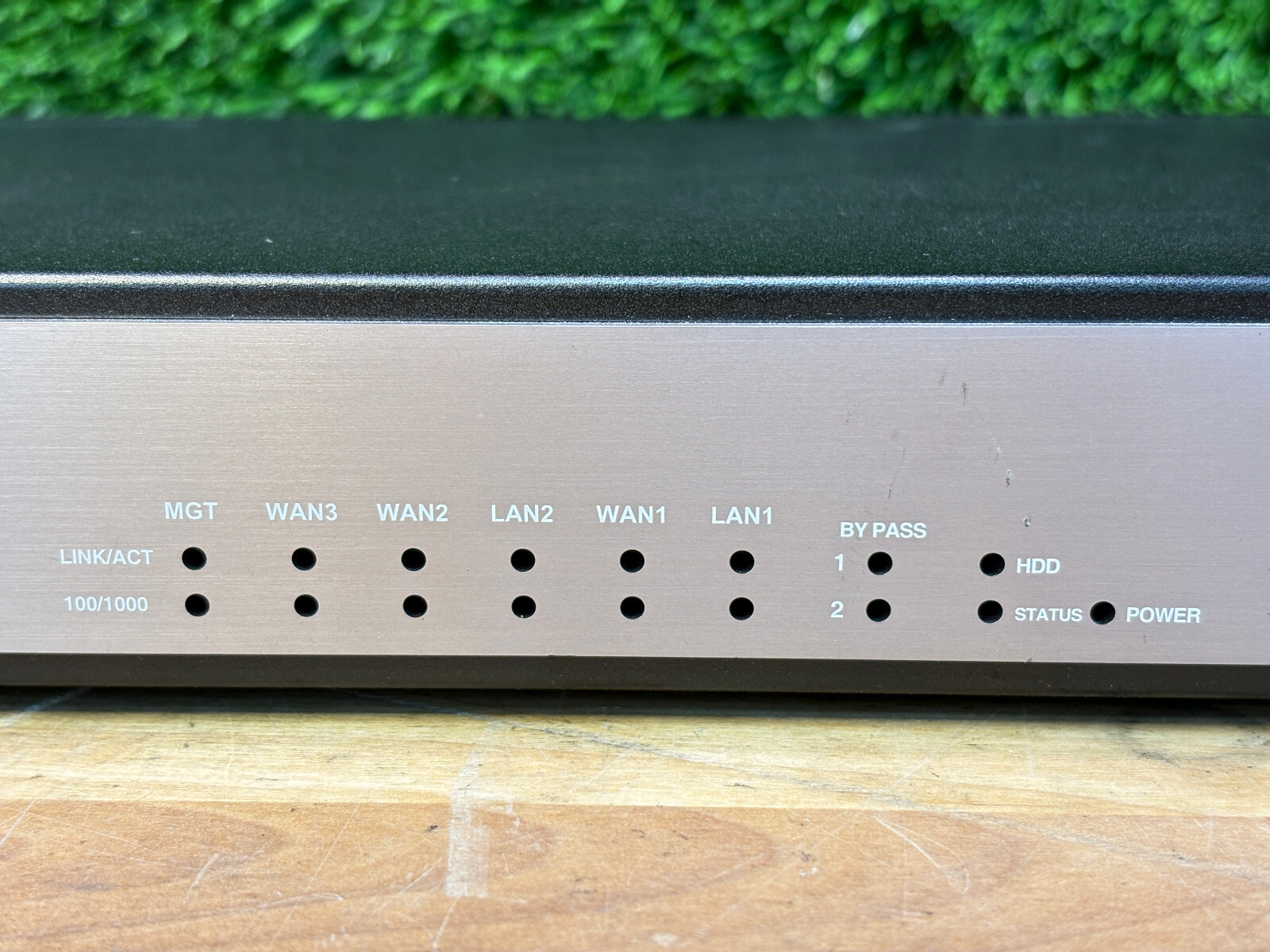 Pre Owned | InfoVista 40-05-XX / ip|e 40ax V2 IP Traffic Management Switch Only
