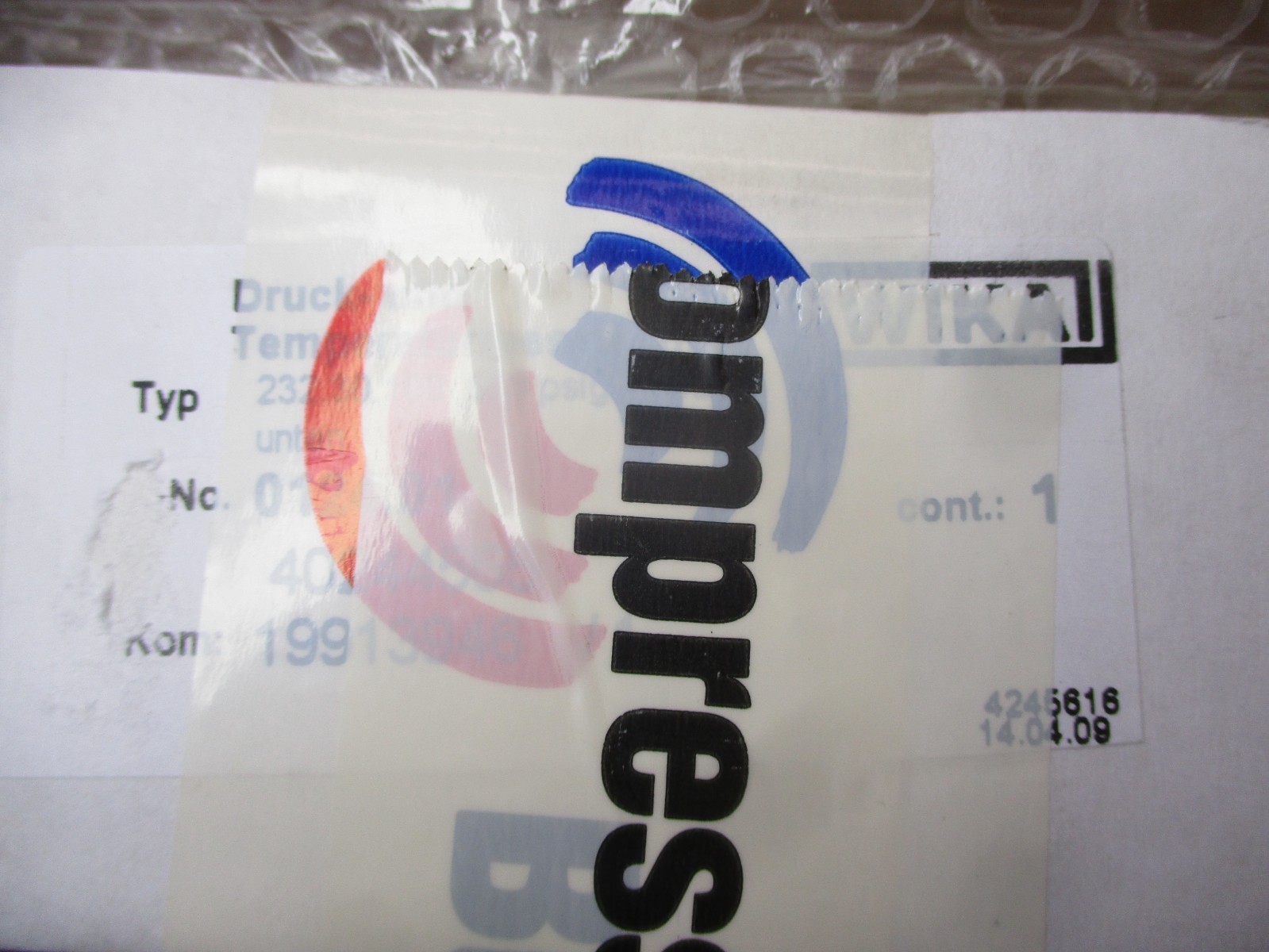 New Burchardt Compression 1st Stage Discharge Pressure Gauge 2D200-1F 53101PRX