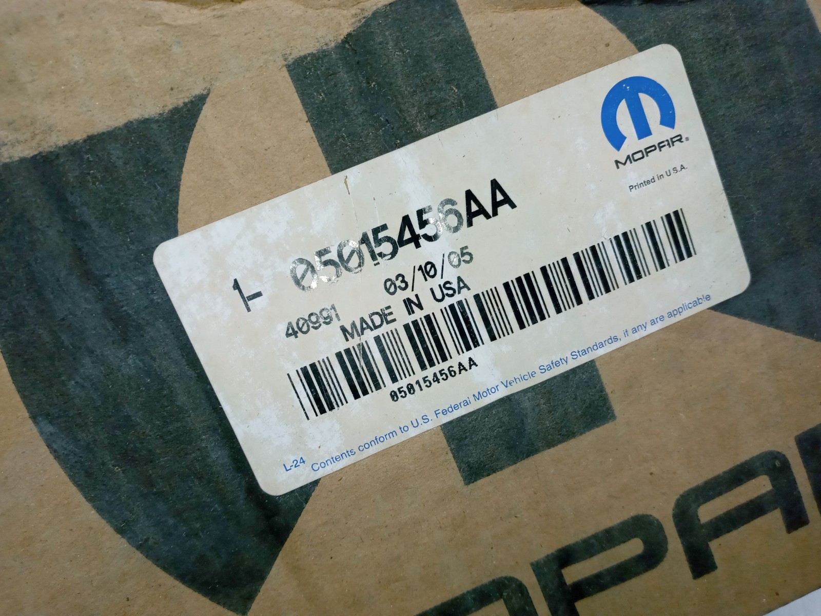 NOS Mopar 2000-01 DODGE RAM 2500 FRONT WHEEL BEARING ASSEMBLY 5015456AA