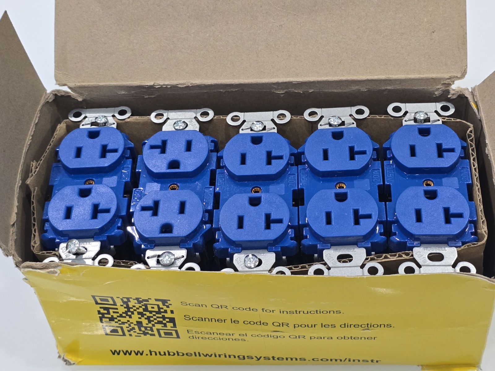 Hubbell BR20STBL RECEPTACLE 20A 125V 2-POLES LOT OF 10PCS