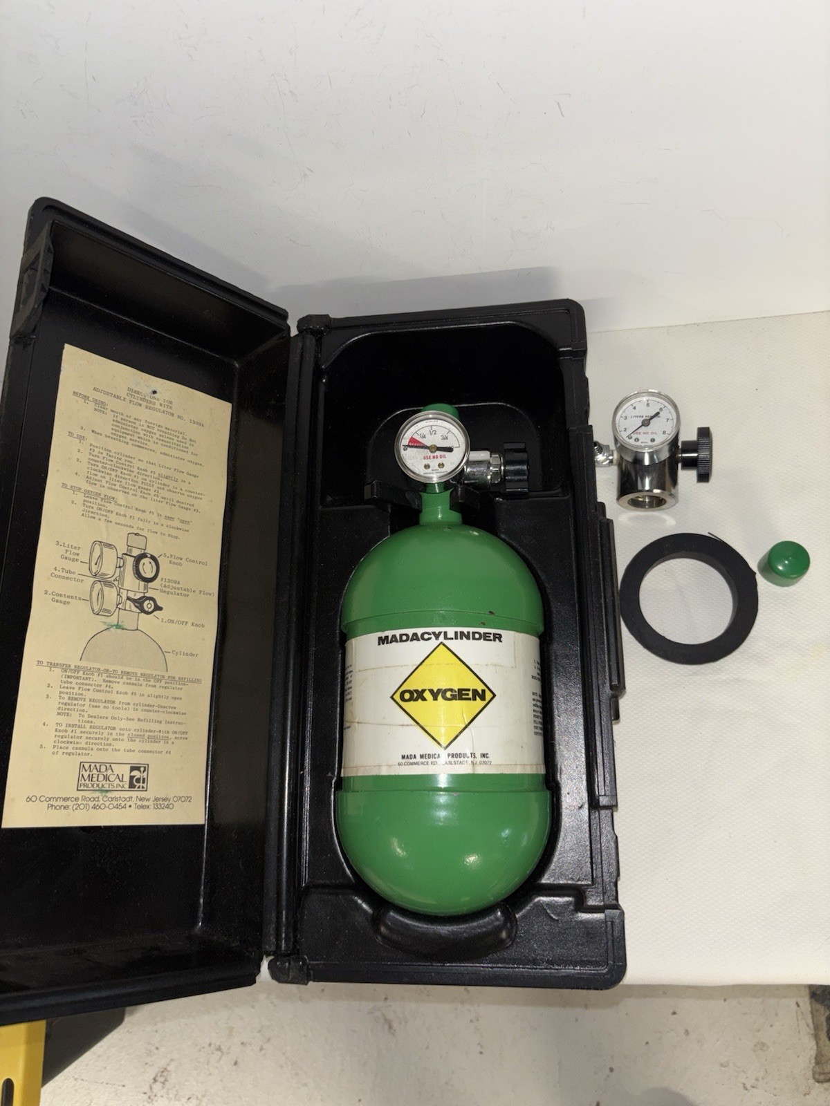 Portable Oxygen Unit Mada Cylinder W/Black Plastic Travel Case – Empty, No Lines