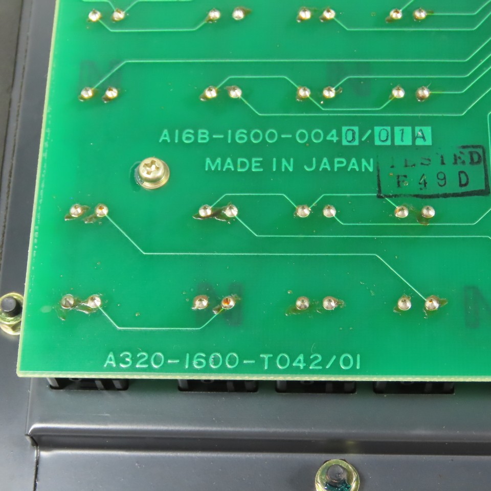 Fanuc A02B-1600-C001 Operator Interface Display MDI/CRT Unit W/ A16B-1600-0040
