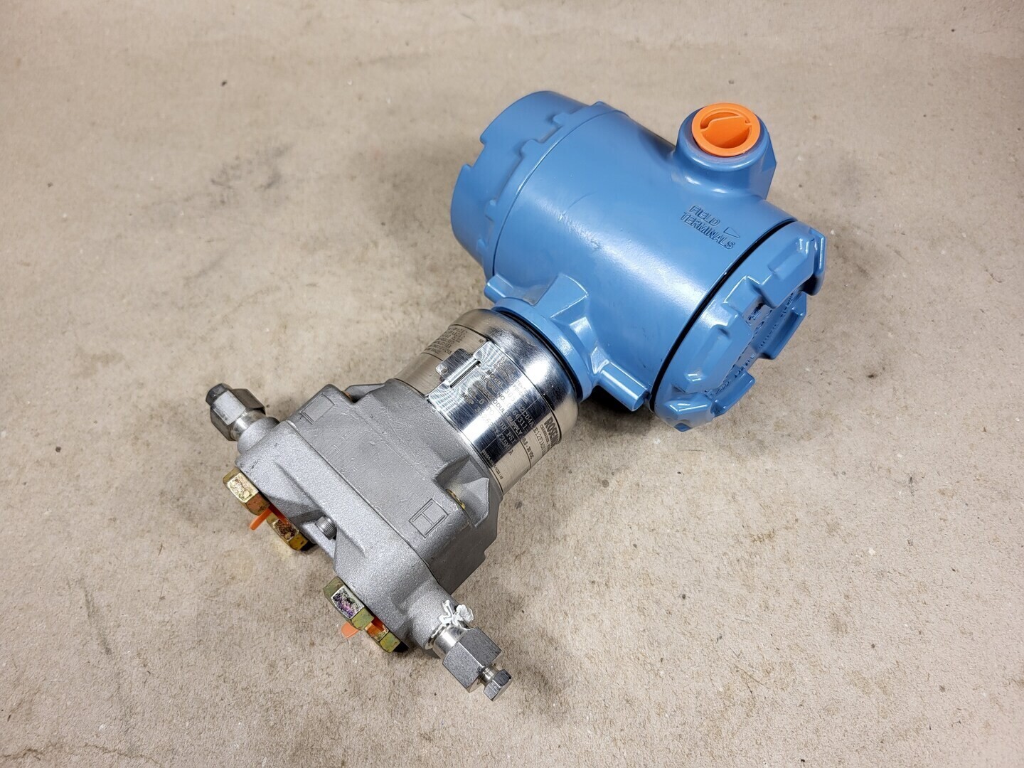 SURPLUS NEW Rosemount 3051S2CD4A2E12F1AD01K6M5P1Q4Q8A1003 Coplanar Pressure