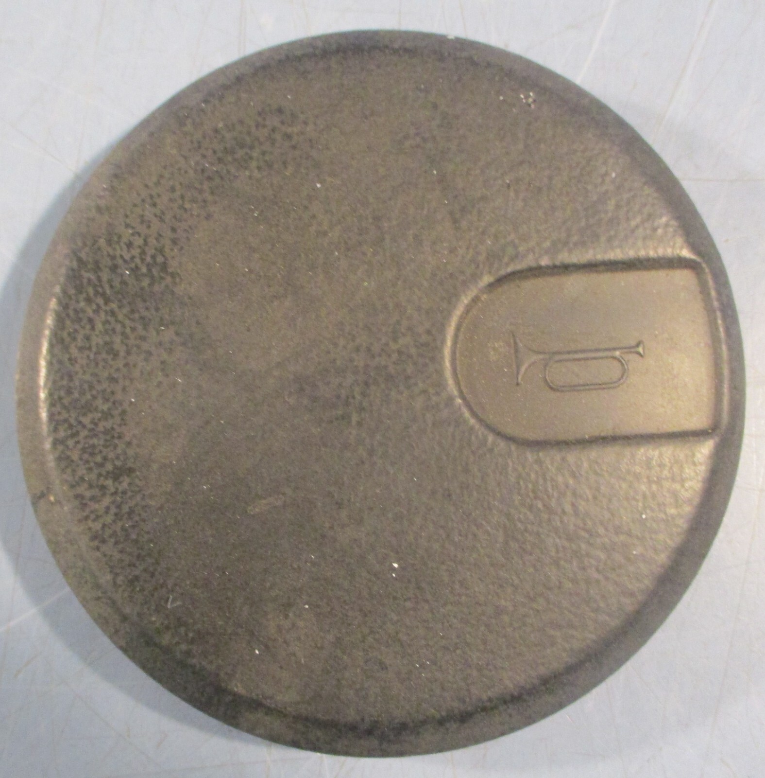 Crown 105804 Forklift Cap Horn Button Replacement Button 3-1/2′ OD