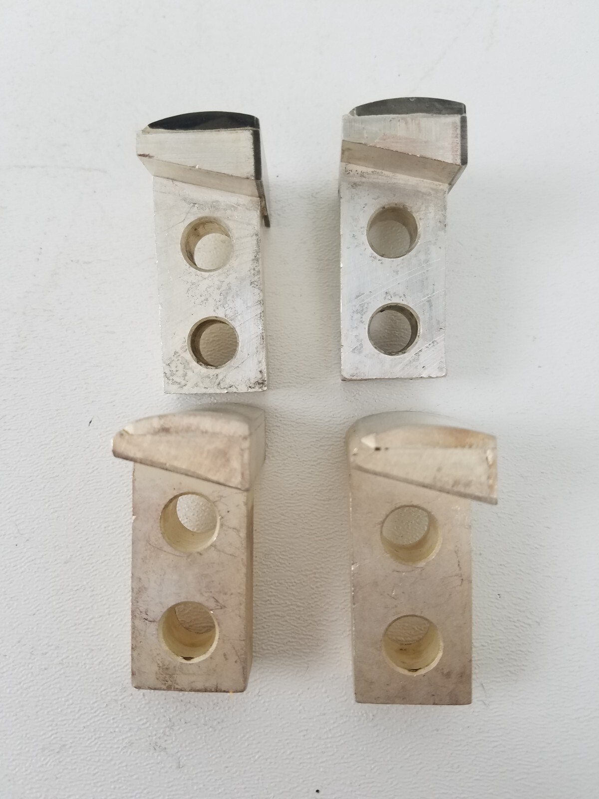 Lot of 4 – 196635K01 GE ITE Arcing Contacts 5HK150 5HK250 -Next Day Option -New