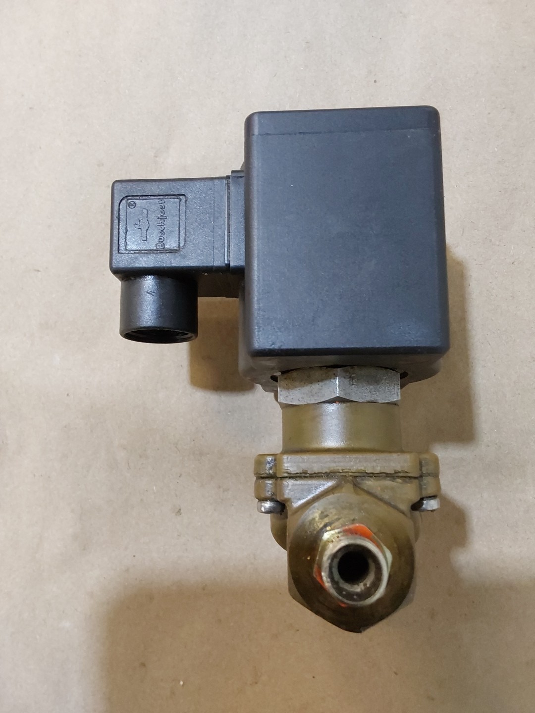 IMI NORGREN BUSCHJOST 8234000.8301 SOLENOID VALVE 24V 22W 0-16 BAR