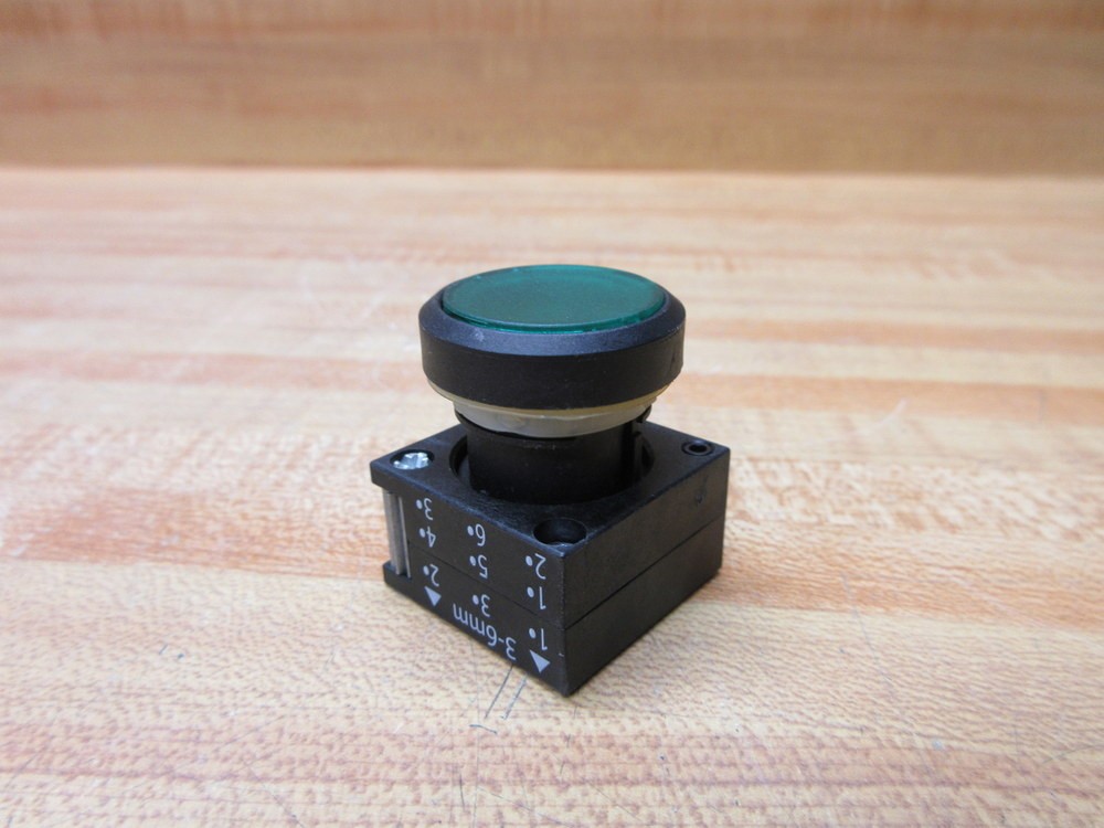 Siemens 3SB3001-0AA41 Green Button 3SB3001-0AA41-Z W/Base