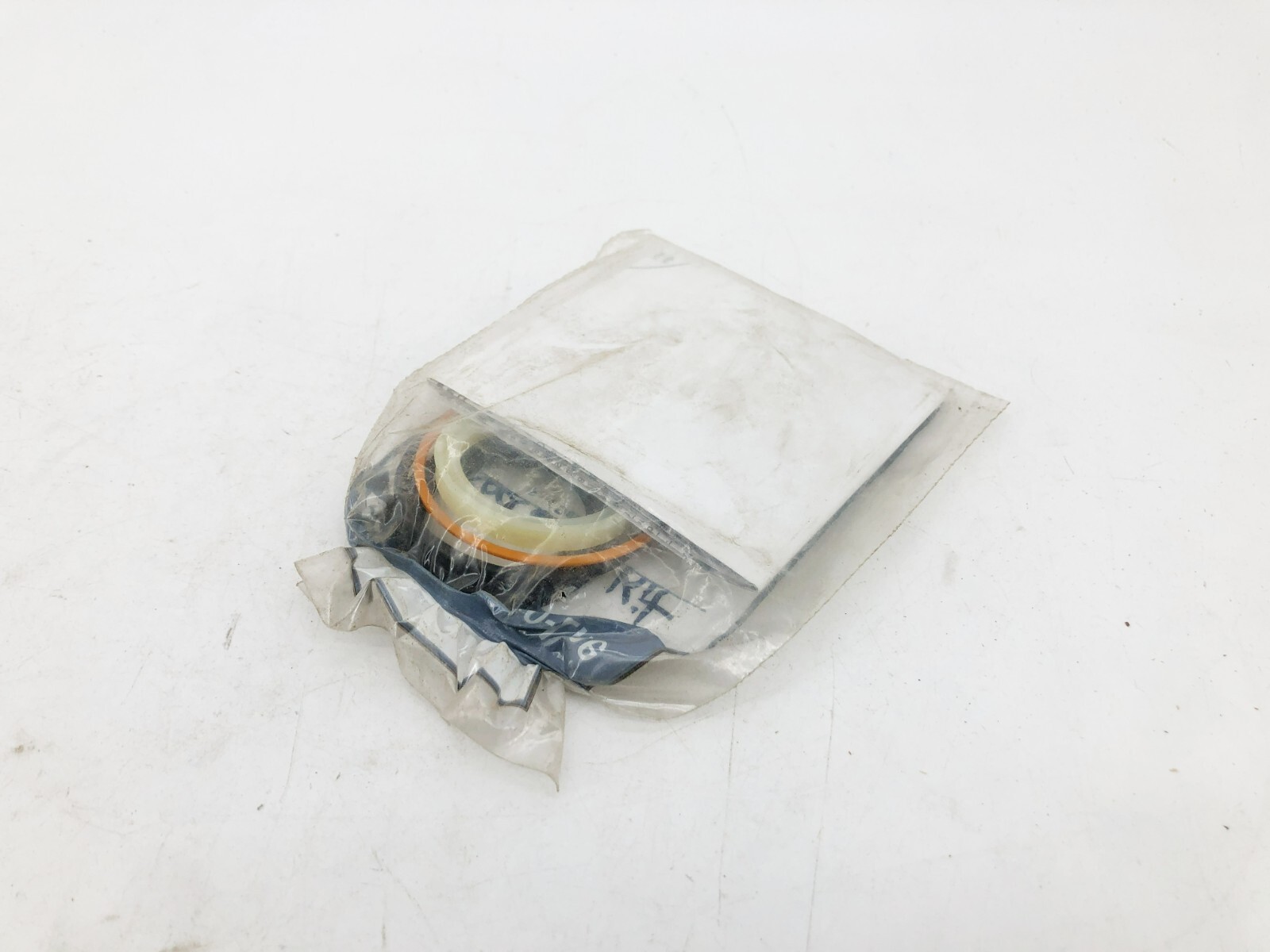 New Eaton Hydro-Line SKN5-681-11 Rod Seal Kit 1-3/8″ Urethane