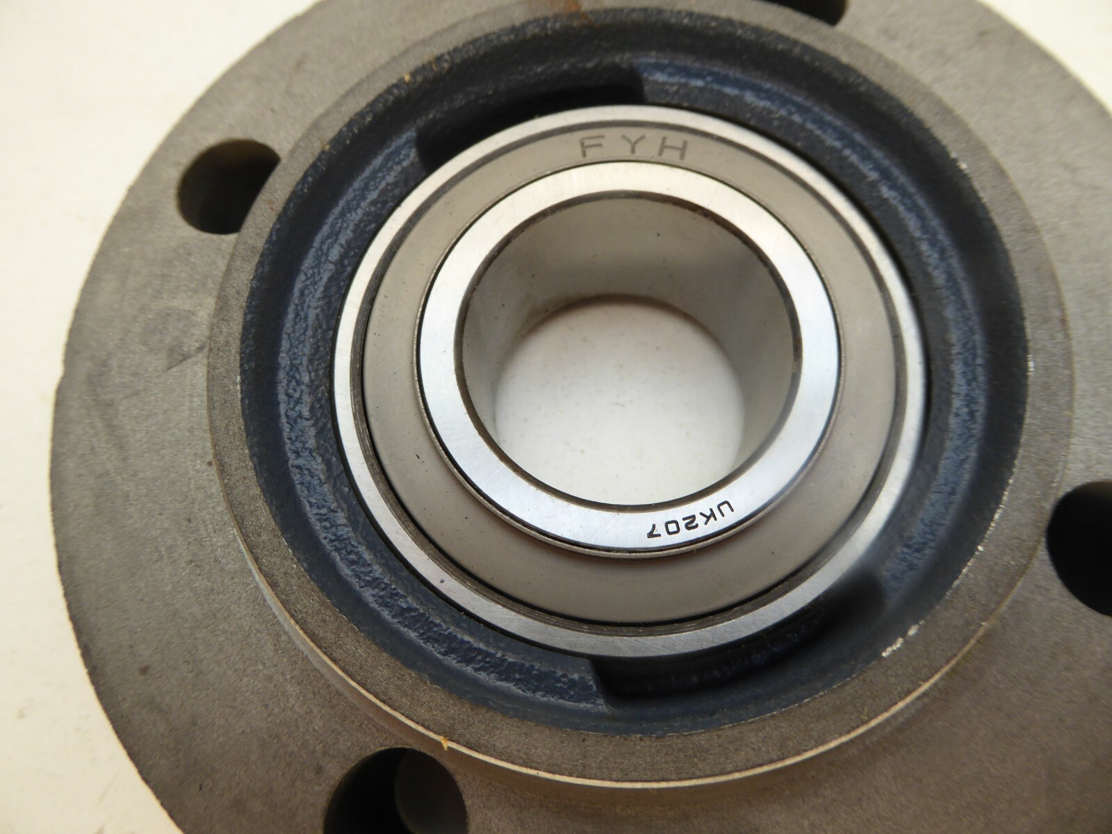 FYH UKFC207J 35mm FC207 4 Bolt MBE03114 NEW IN BOX