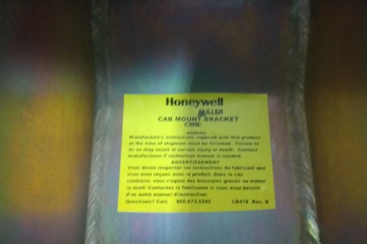 Honeywell Miller CMB/ 310 Lb Weight Capacity Cab Mount Bracket