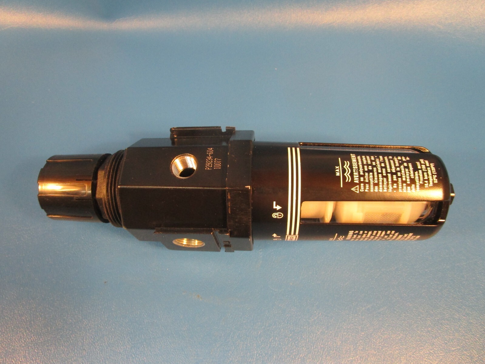 ARO P29234-604, Pneumatic Filter-regulator, 3/8″ AND 1/4″ PORTS, LAST ONE MISSIN