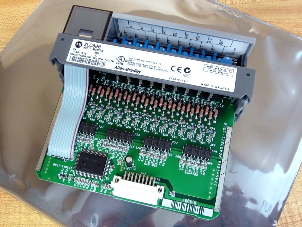 Allen Bradley 1746-IV16 Input Module 1746-1V16 Ser C (Pack of 3)