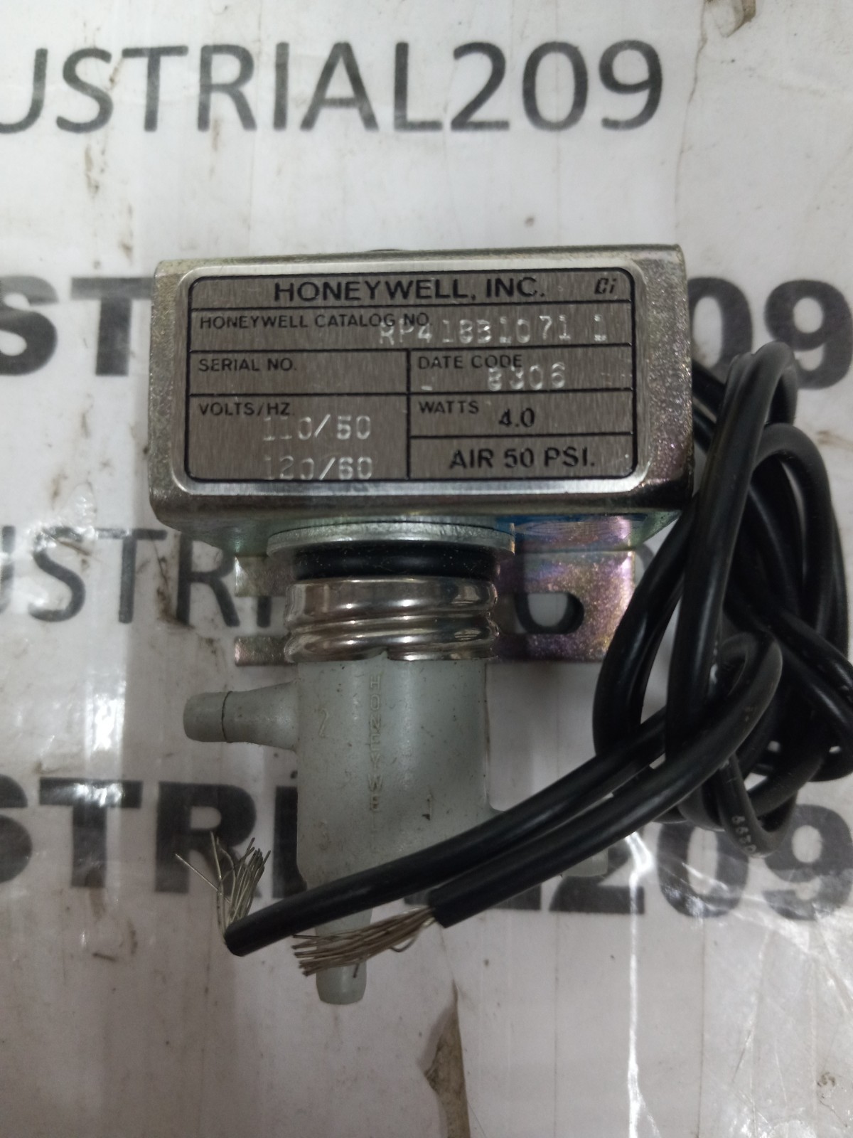 HONEYWELL ELECTRIC PNEUMATIC SWITCH RP418A1107-1