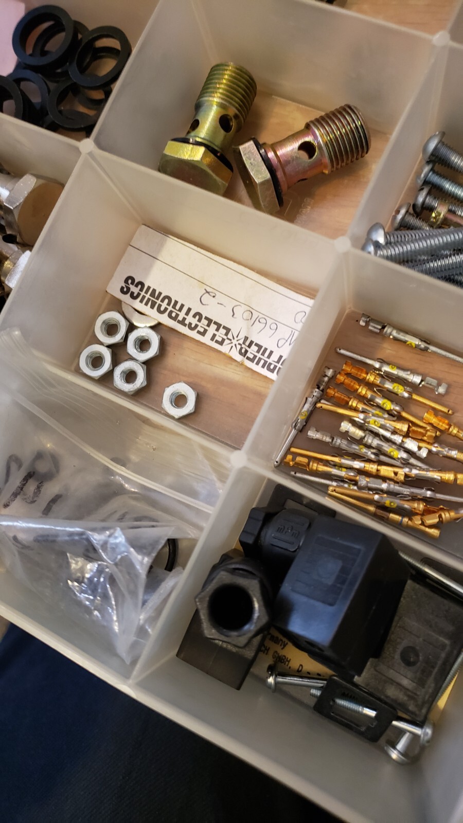 NEW HUGE LOT Bosch Solenoid Valve Parts Kit Banjo Bolts Manifold Spacer Gasket
