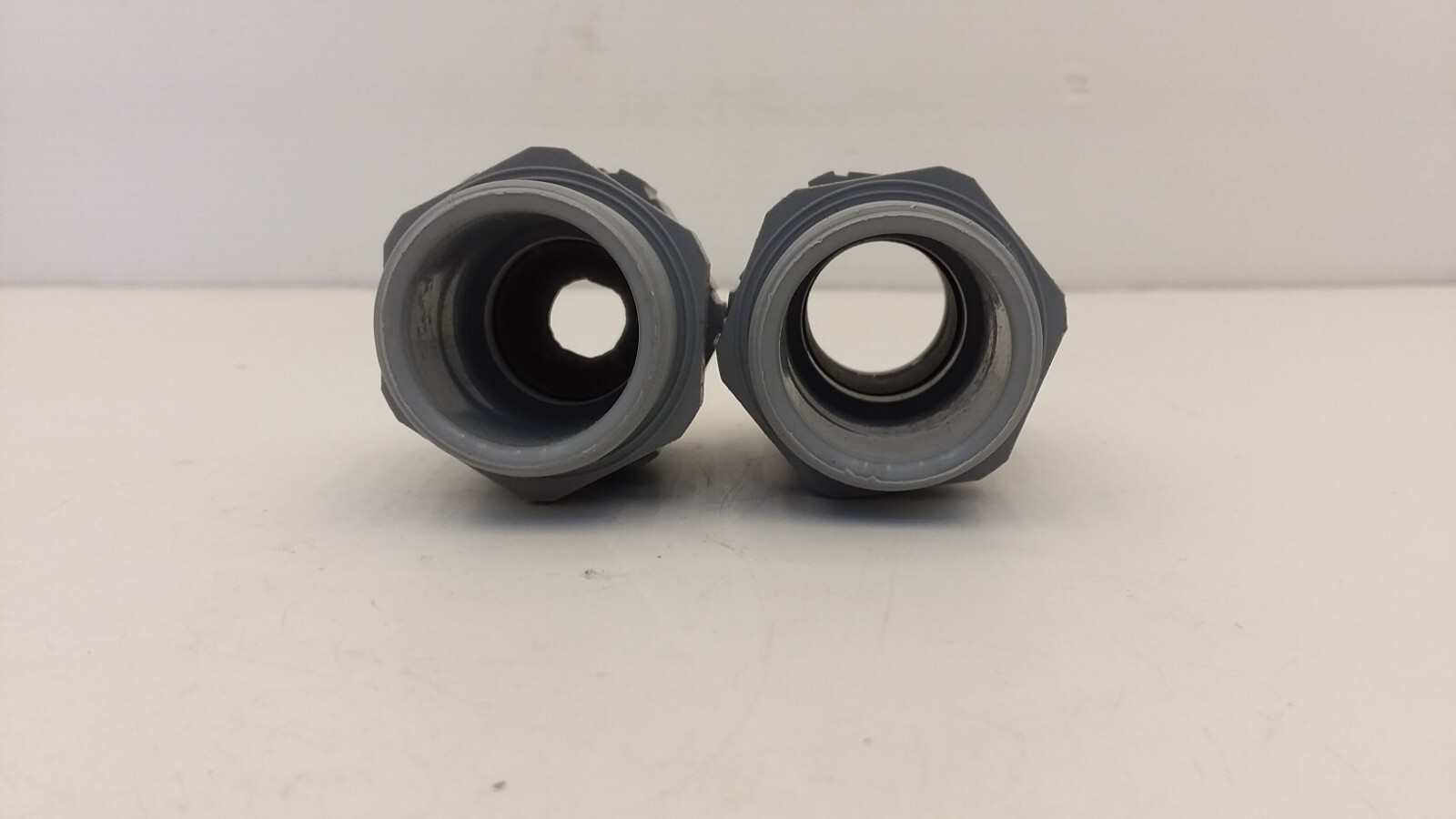 LAPP KABEL PG 21 PLASTIC CABLE GLAND FITS WIRE/CABLE 0.39-0.74 LOT OF 2 NNB