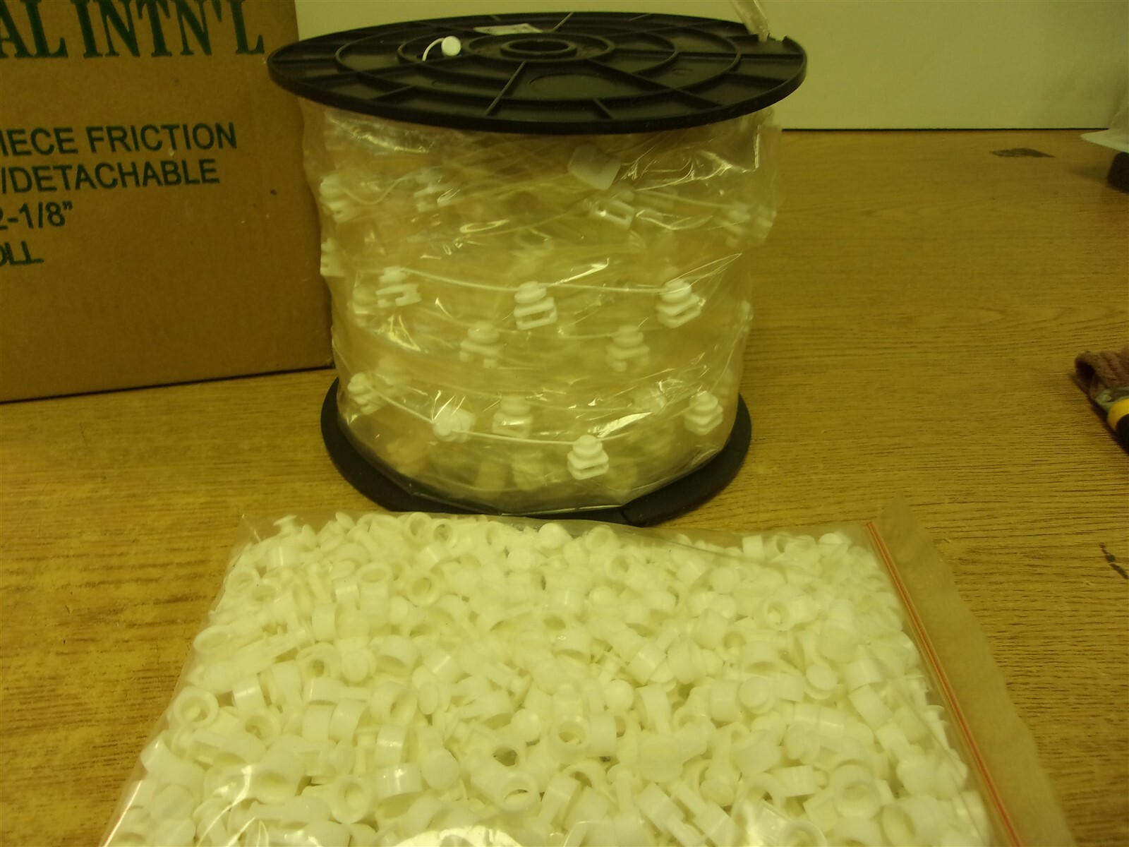 NEW R-Equal 2PCR-100 Carrier w/ Detachable Pendant 2.5″ 500 Pcs *FREE SHIPPING*