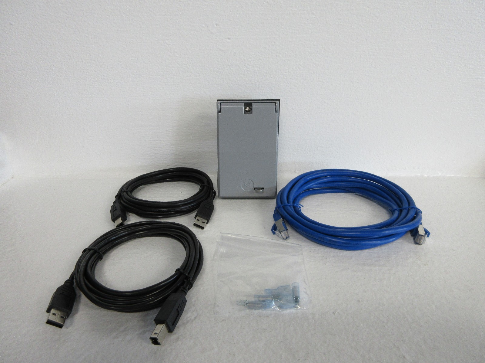 WECO PPS10-ENSS/2USBA-10 NEW CAT5E PORT / 2 USB / OUTLET DEVICE PPS10ENSS2USBA10