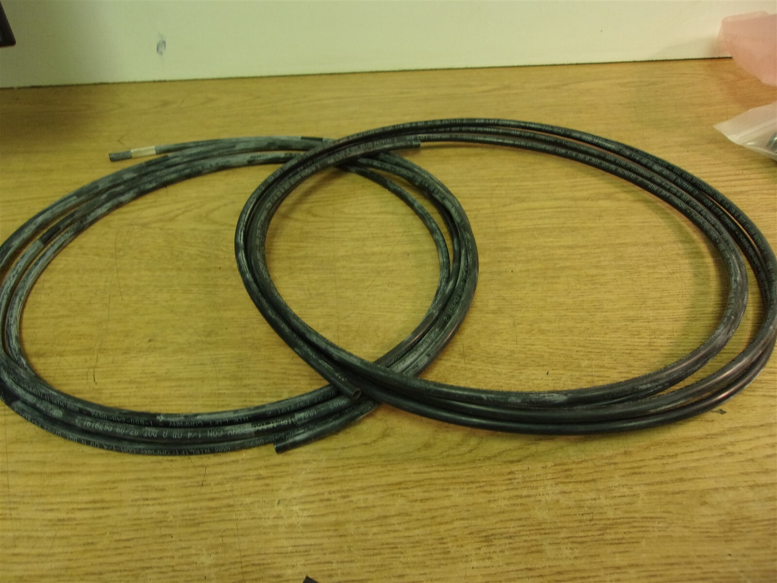 NEW Lot of 6 Various Size Pieces OF Air Lift Company Air Hoses 1/4″ OD