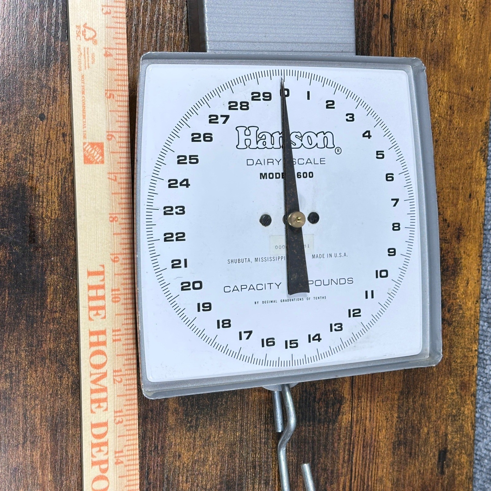 Hanson Model 600 Dairy Scale Vintage 60 LB Capacity Hanging Metal Scale USA Made