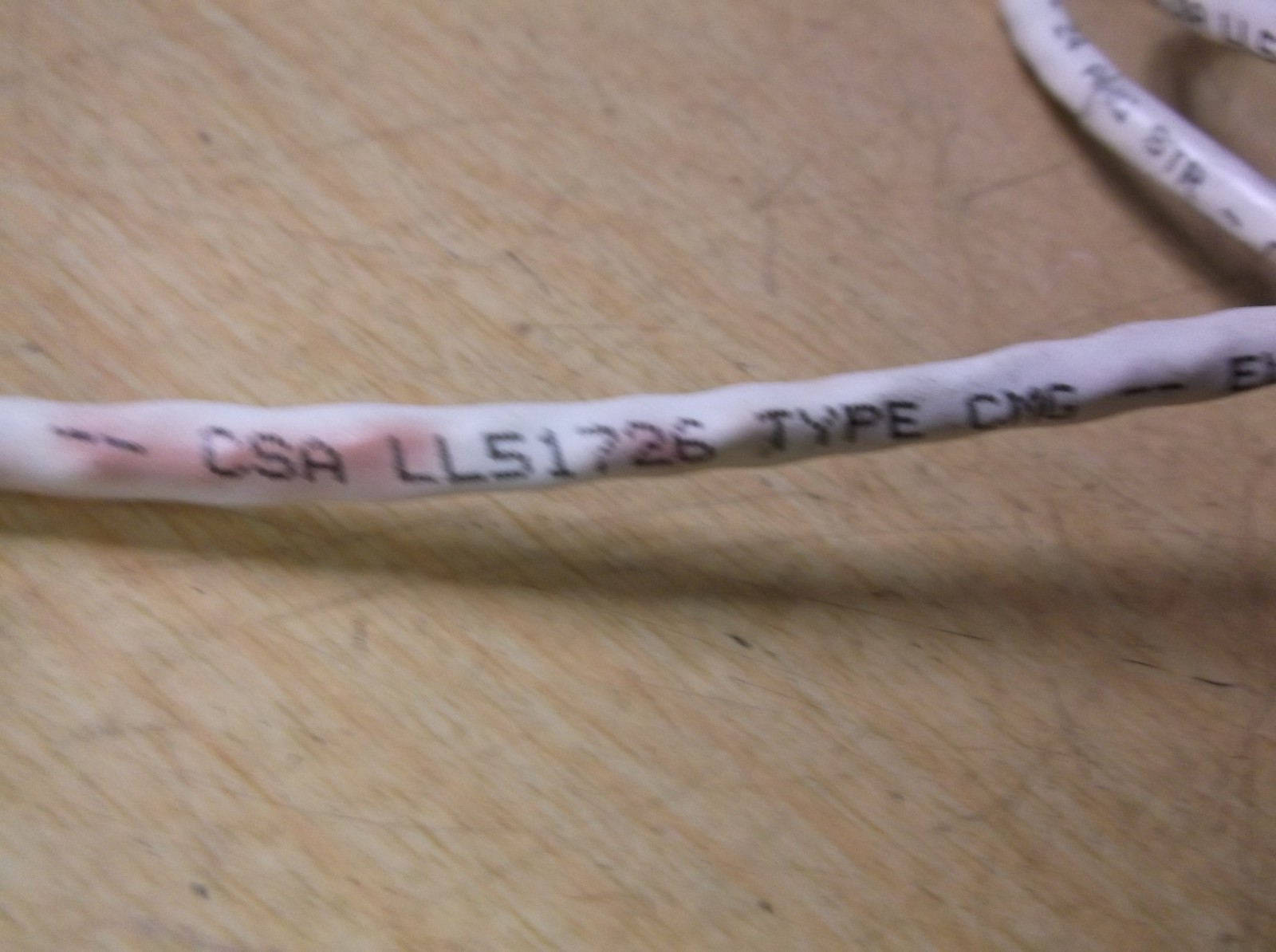 Siemon Co TIA EIA-568-B.2 Ethernet Cord Cable 040415 E191086 5E-24 AWG-STR