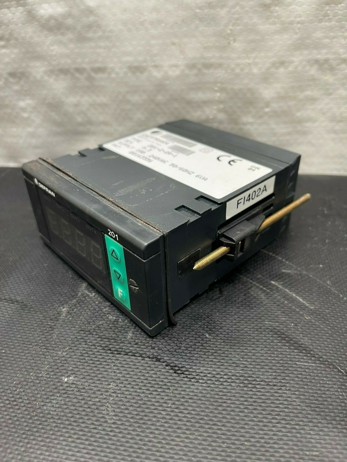 Gefran 201-2-2R-1, 240VAC, 50/60Hz, 6VA