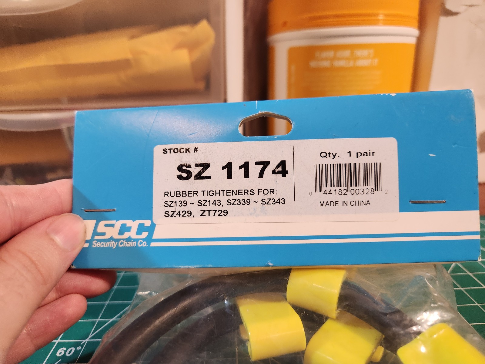 SCC SZ1174 Tire Traction Chain Rubber Tightener – Set of 2 1 Pair