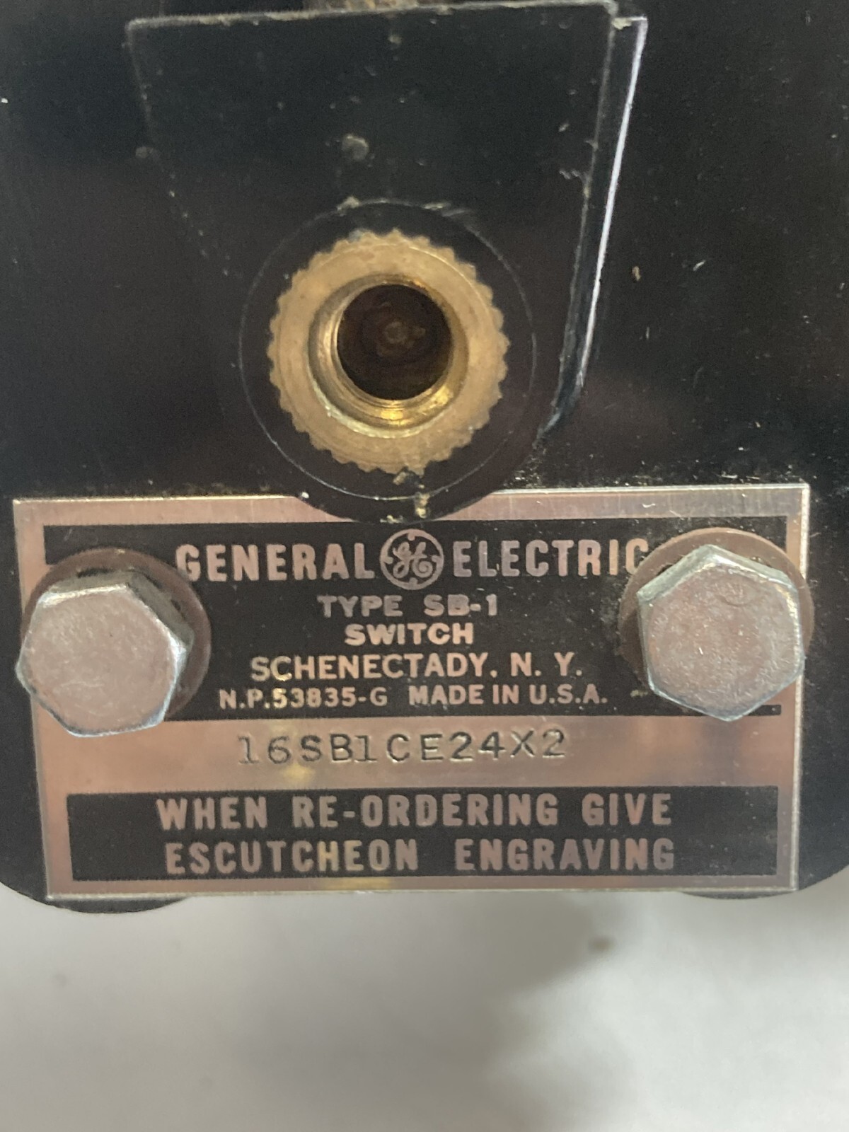 GENERAL ELECTRIC 16SB1CE24X2 AMMETER ROTARY SWITCH TYPE SB-1 3 POS NNB