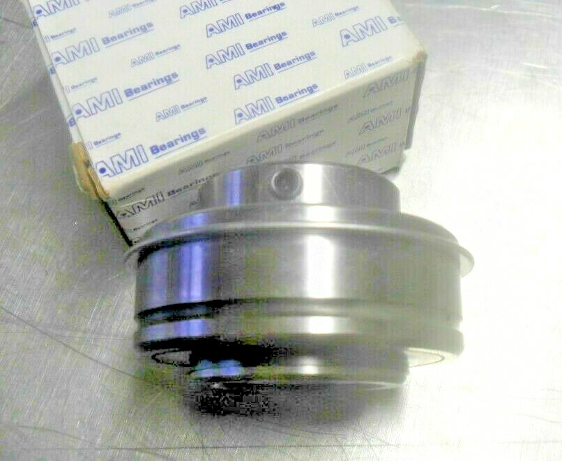 AMI Bearings SER206 Set Screw Locking Bearing insert NEW shaft 30mm