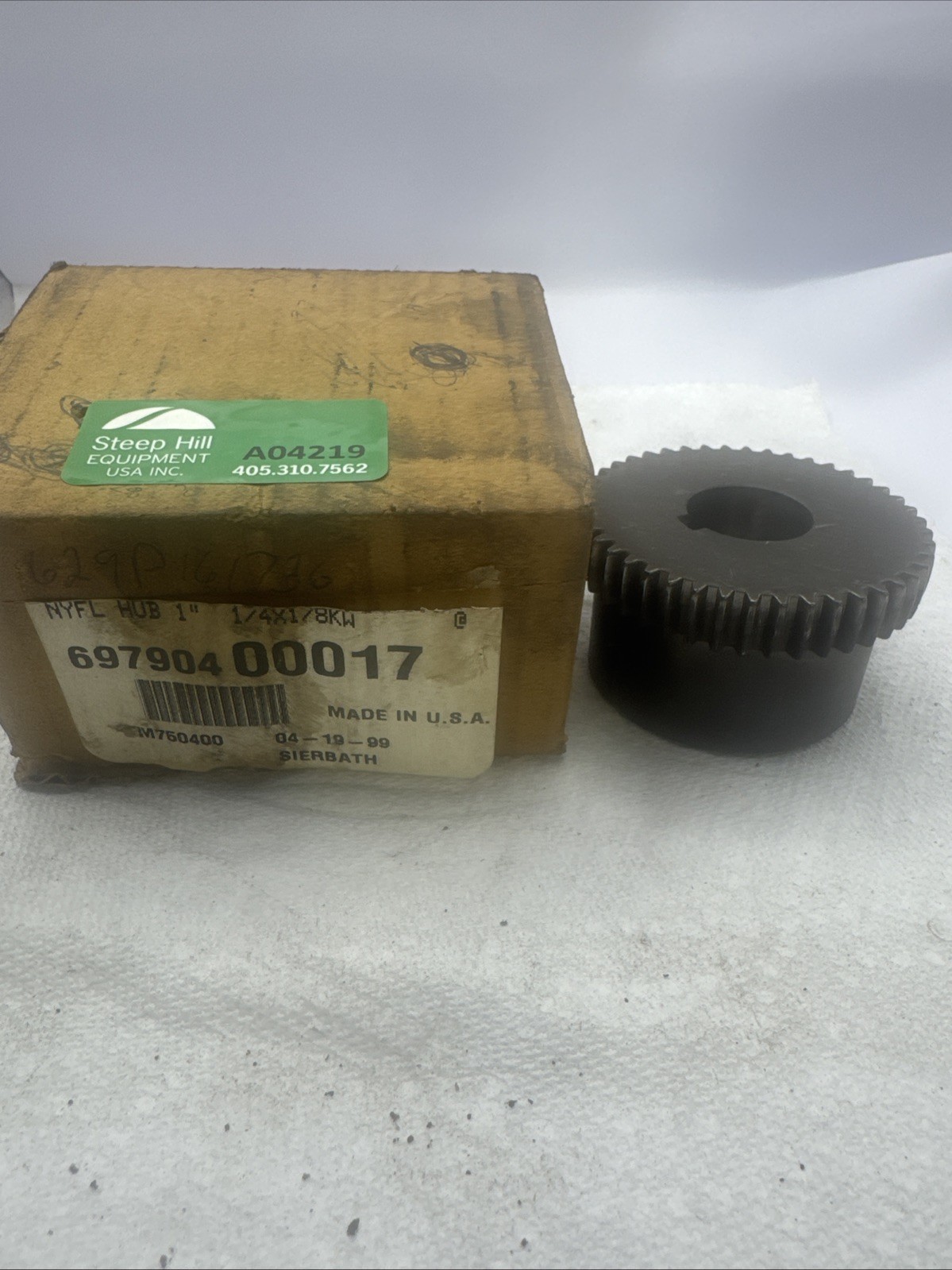 Lovejoy 697904 NYFL Hub 1-1/4” Bore x 1/4 x 1/8 Keyway Coupling Hub NOB