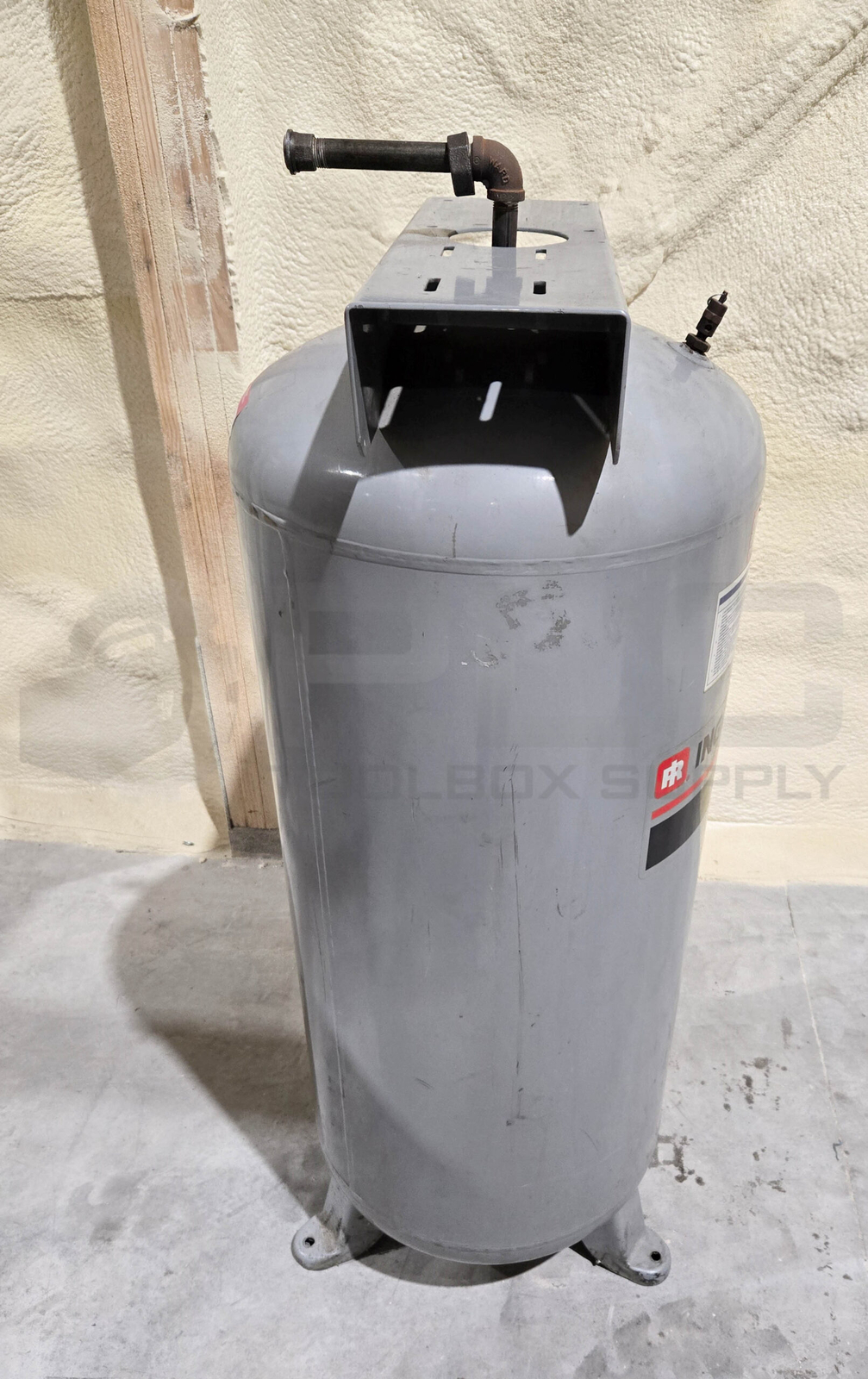 INGERSOLL-RAND T10 AIR TANK 60 GALLLON CAPACITY