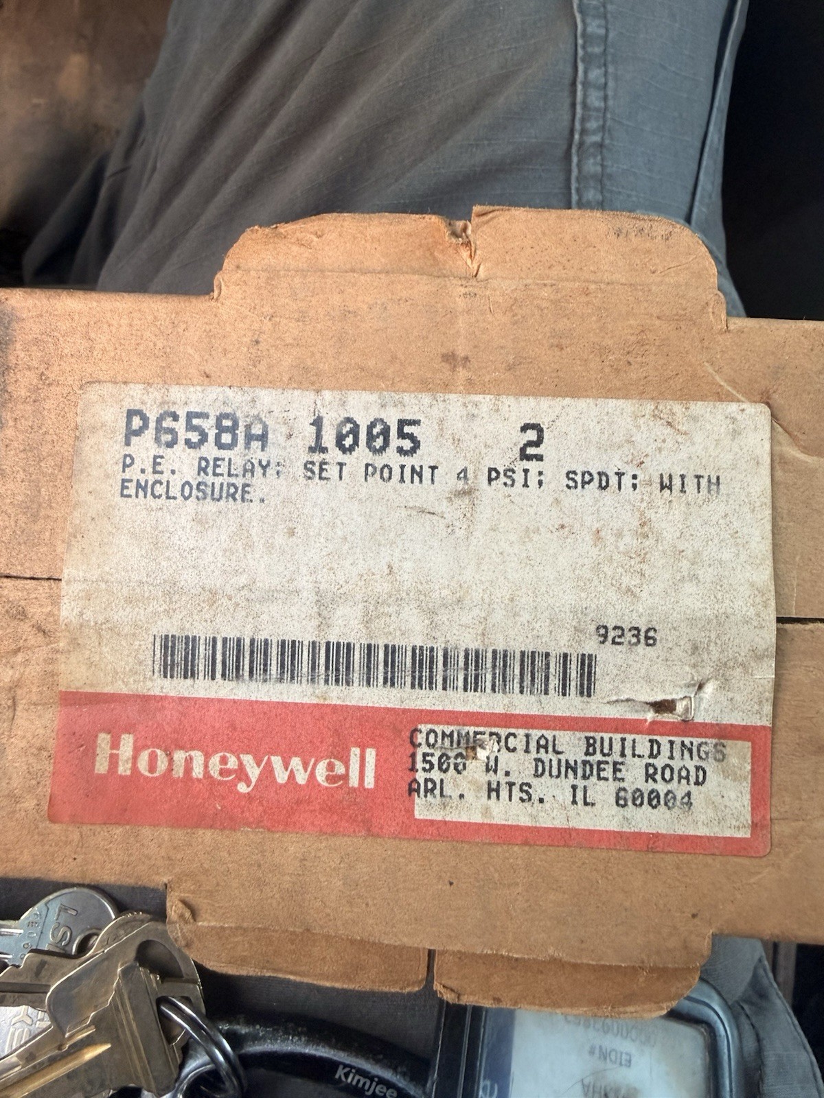 Honeywell P658A 1005 P.E. Relay Set Point 4 PSI SPDT With Enclosure