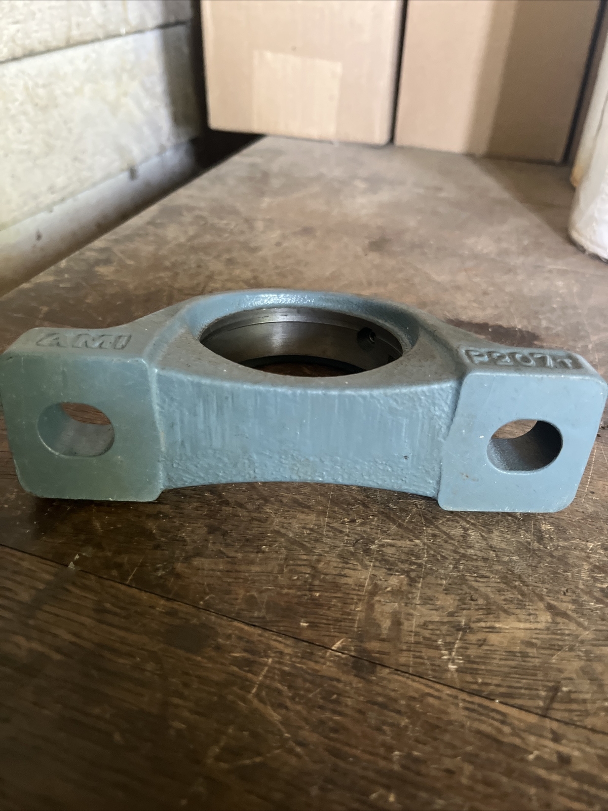NOS AMI P207T PILLOW BLOCK INSERT BEARING Housing