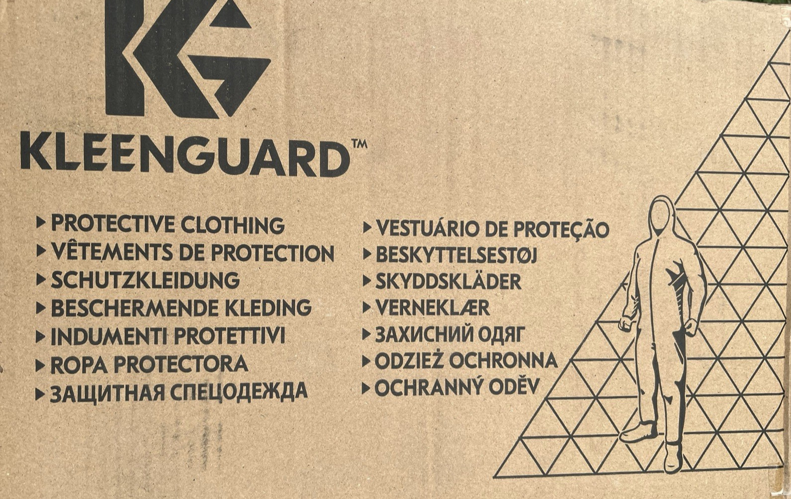 Kleenguard A35 2XL Disposable Coveralls for Non-Hazardous Particulate Lot of 25