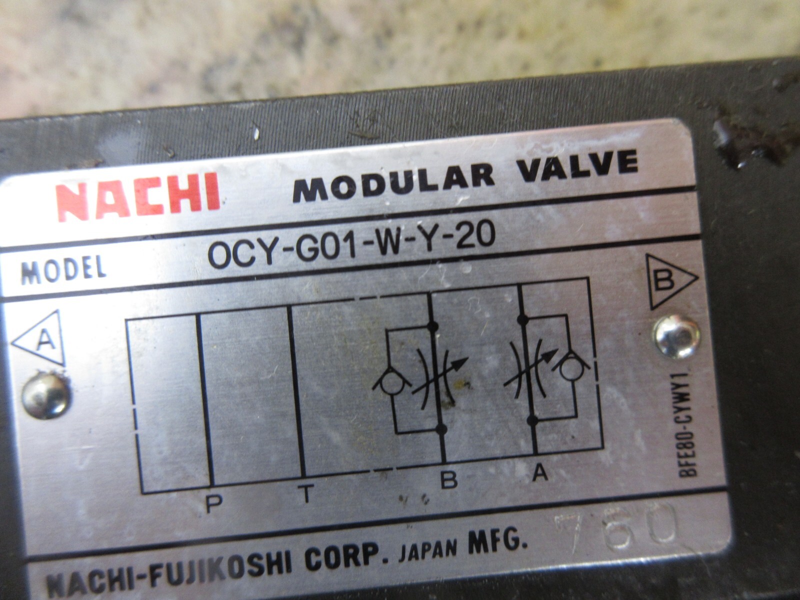 NACHI MODULAR VALVE OCY-G01-W-Y-20 MFG 760 LOT OF 2 PIECES