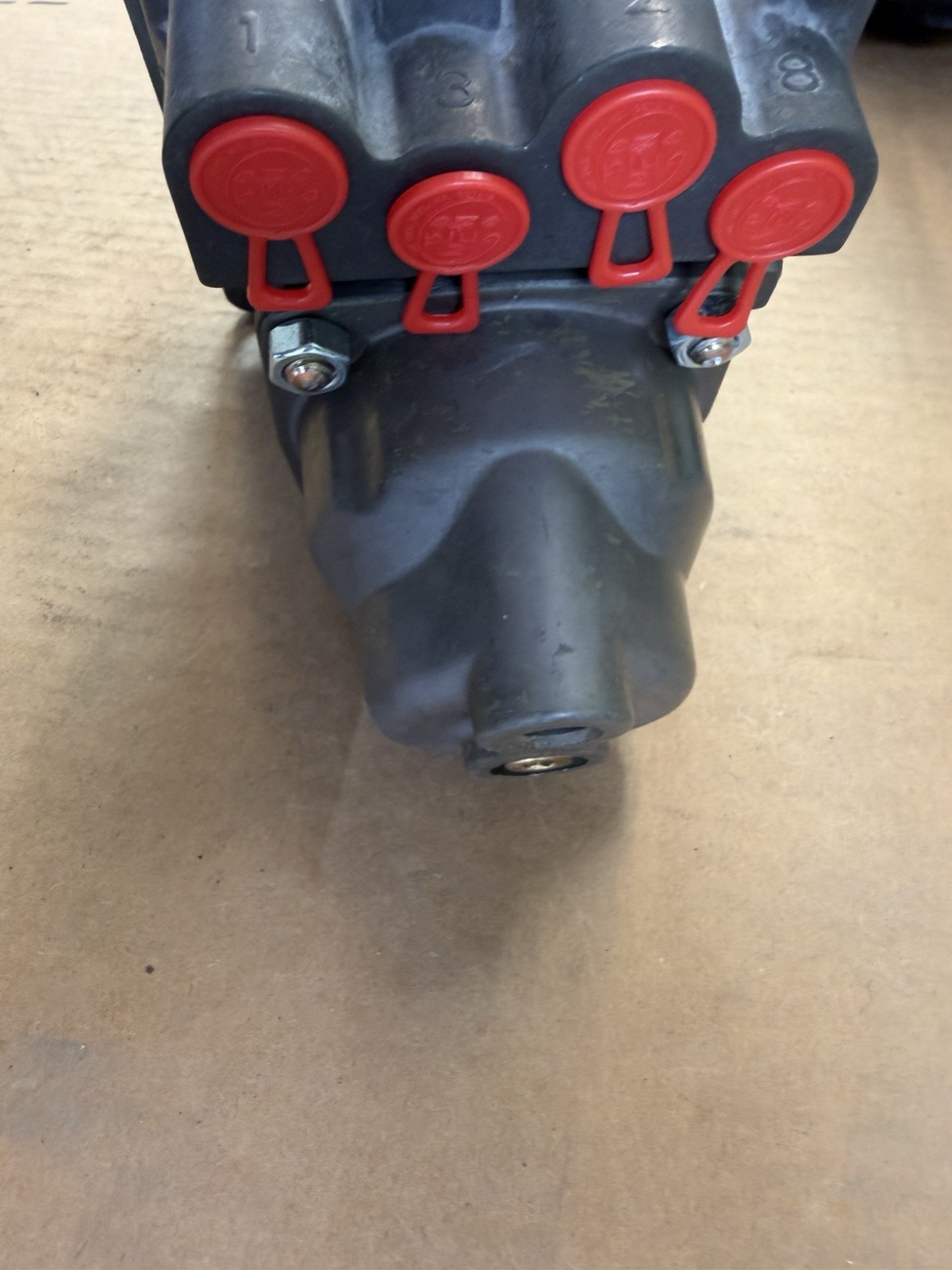 Aventics Control Valve R431002833 VLV HD-2-X CONT 0-125 HD2X C Rexroth NEW BOXED