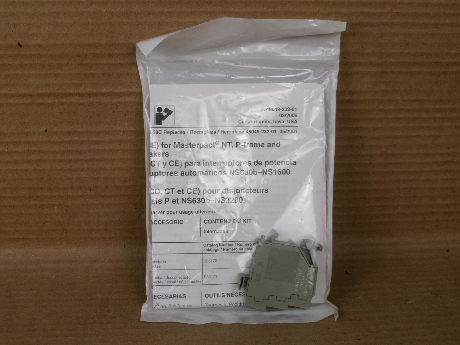 NEW SQUARE D S33171 LOW LEVEL 1A/1B CRADLE POSITION SWITCH MASTERPACT NT/NW