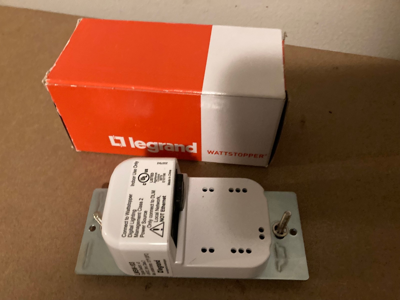 LMSW-103-W Wattstopper Digital Switch, 3-button w/ infrared