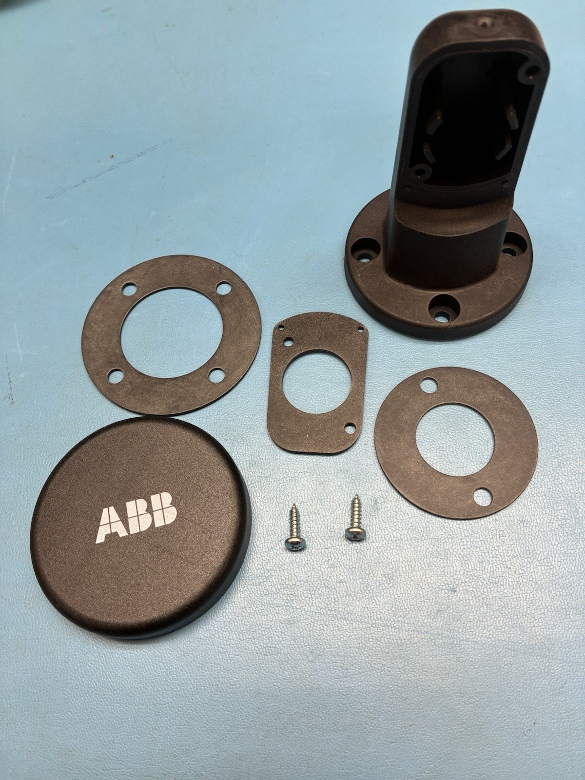 ABB KA70-1031 STACKLIGHT MTG BRACKET 1 SIDE