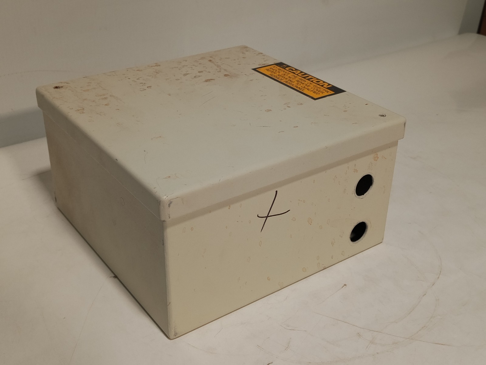 Enclosure Assy with Zero Surge OM20-240-R-A open-chassis surge protection module