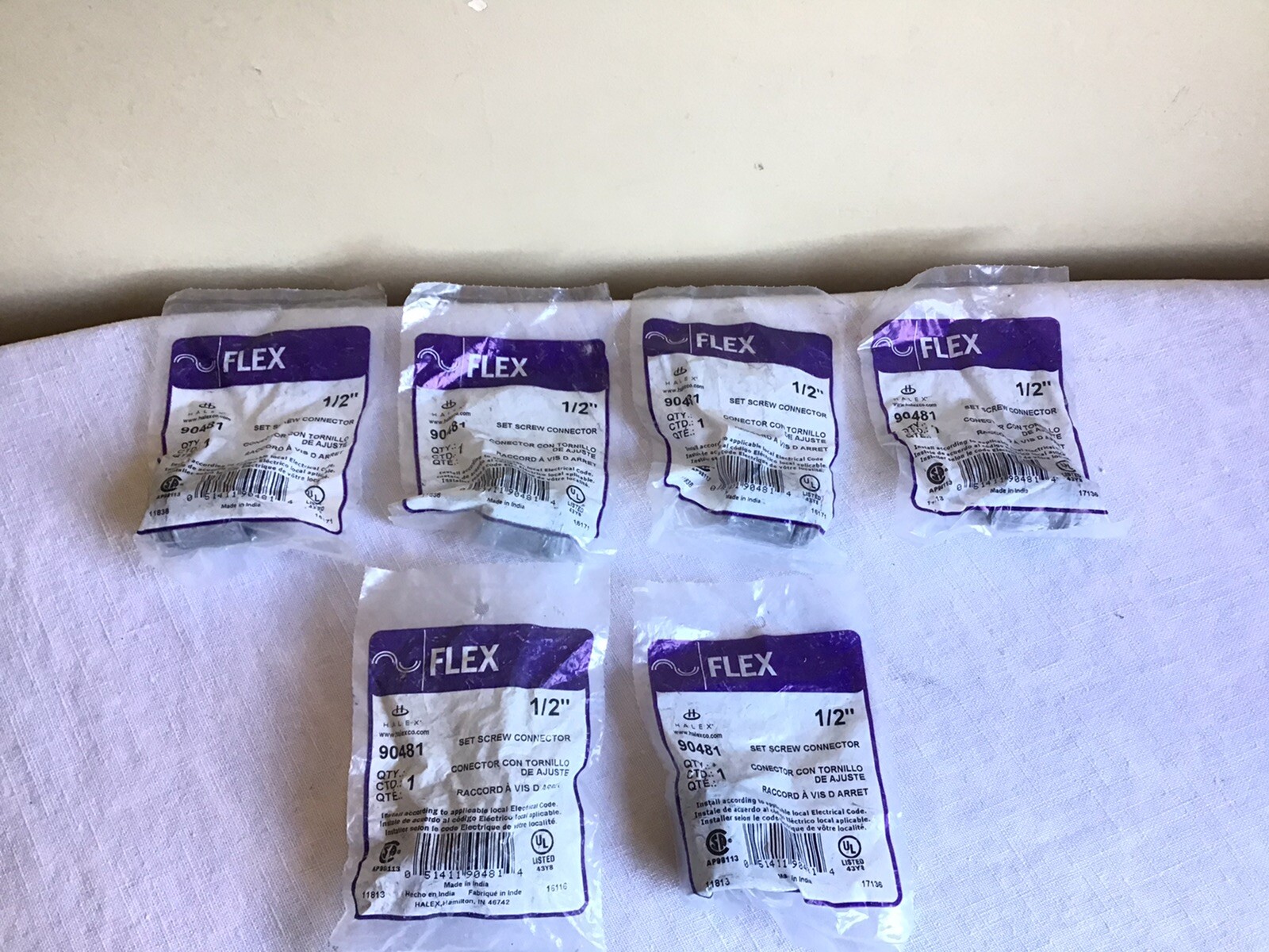 Brand New Lot Of 6 Halex Flex 1/2″ Set Screw Connector Model# 90481