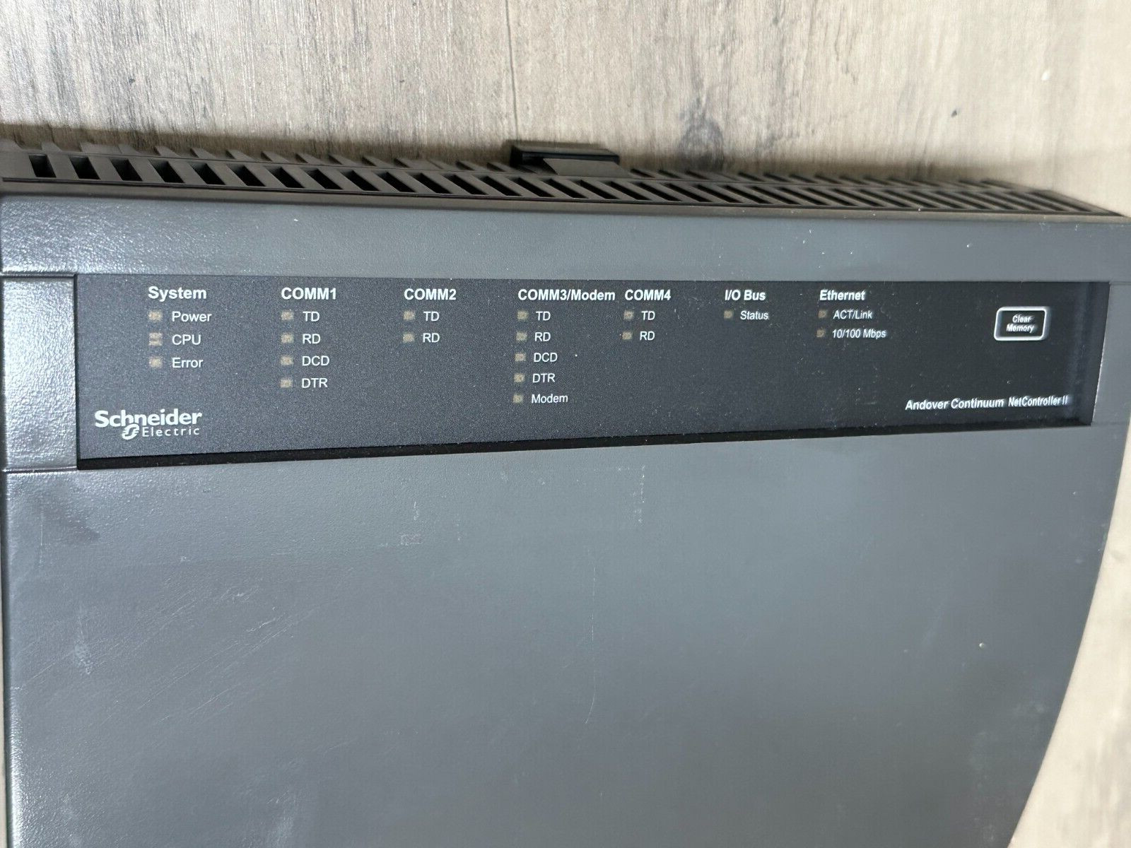 Schneider / Andover Controls NetController II CX9680, NC2-F-000000000 24 VAC