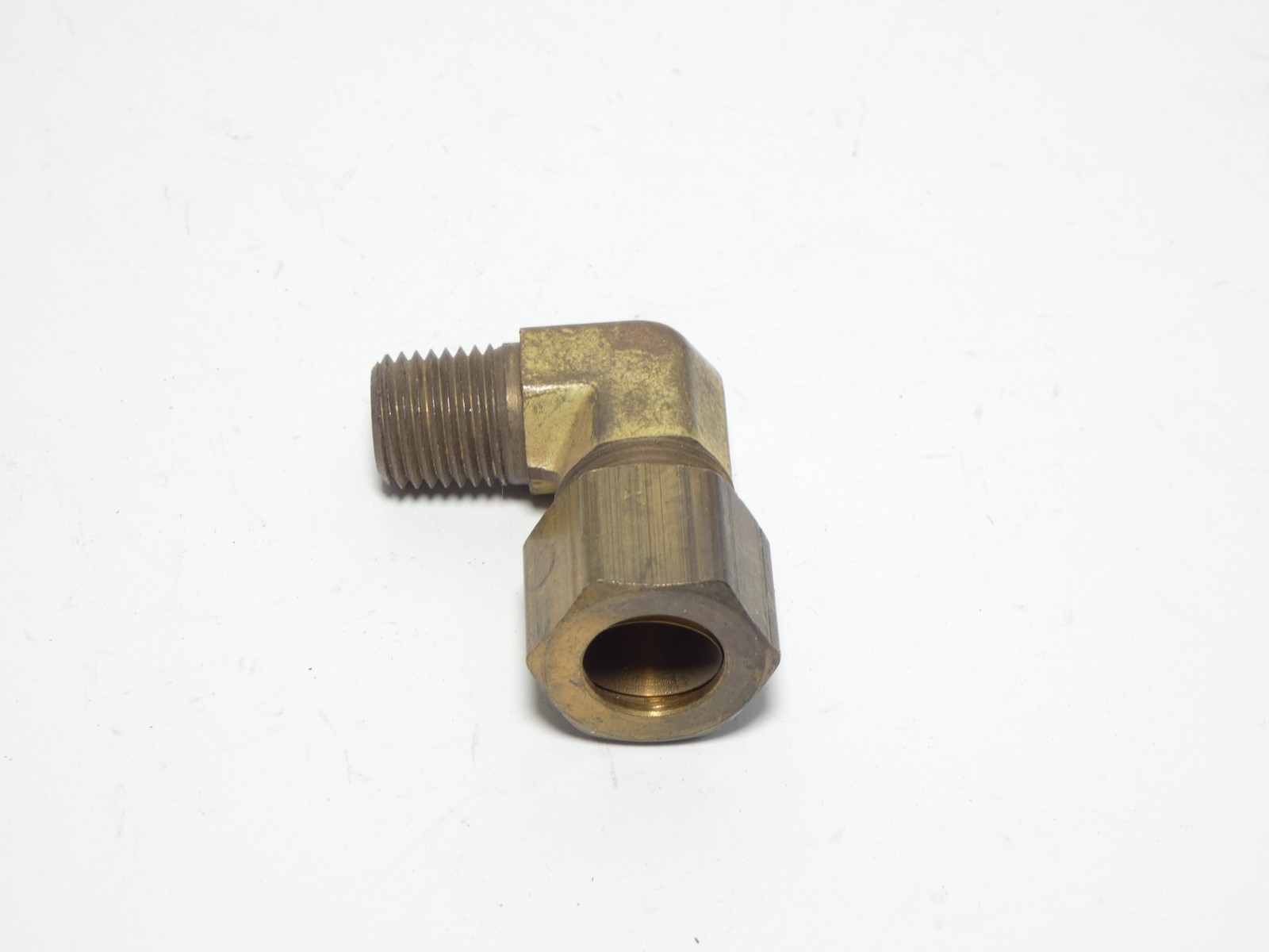 *Lot of 16* Parker Compression Brass Fitting 1/2″ Tube 90° Male Elbow